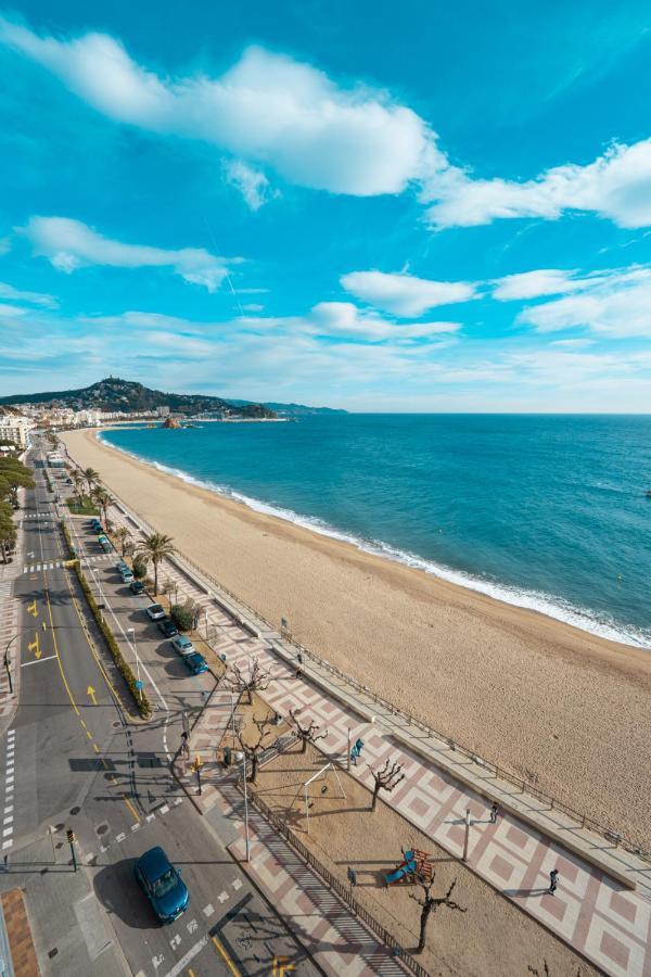 Pierre & Vacances Blanes Playa Esterno foto