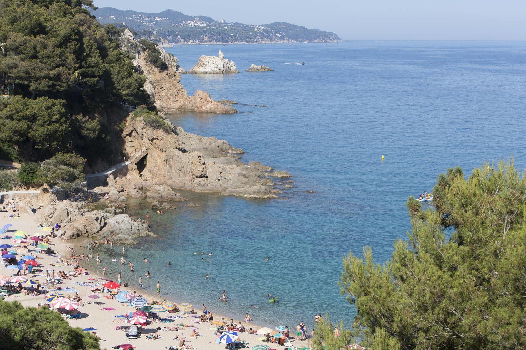 Pierre & Vacances Blanes Playa Esterno foto