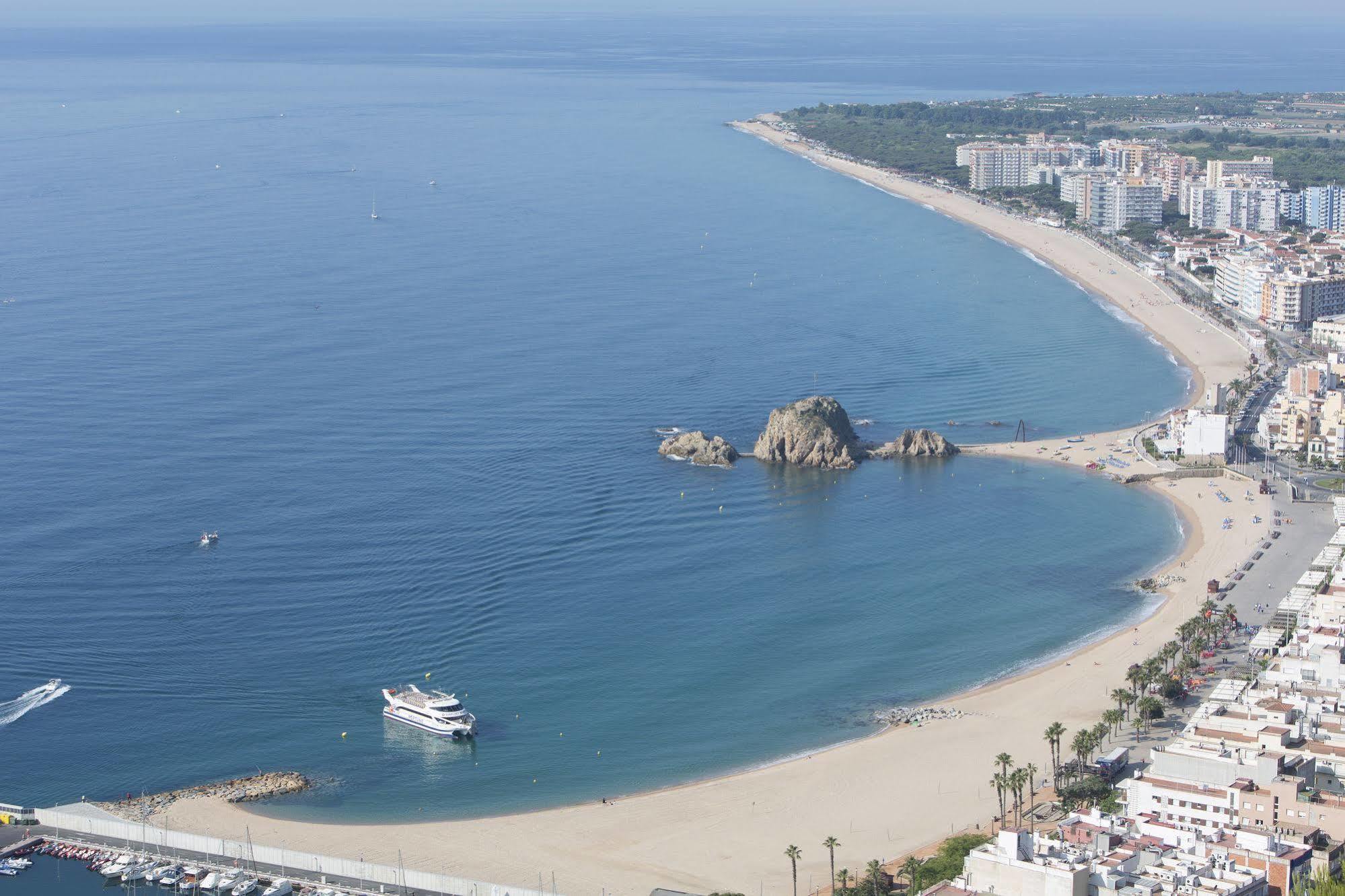 Pierre & Vacances Blanes Playa Esterno foto